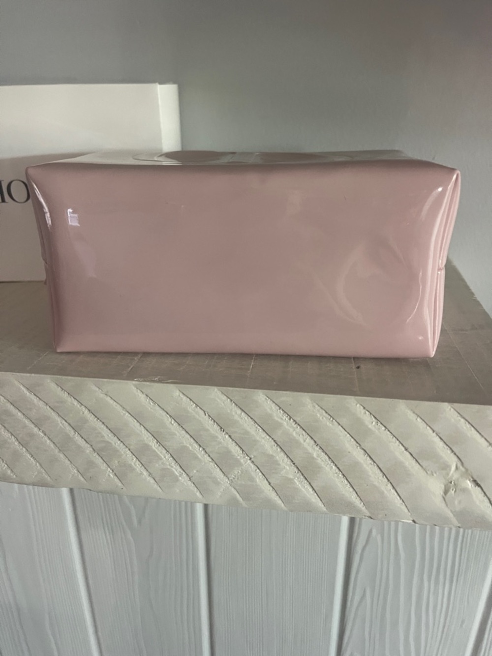 Dior Light Pink Patent Cosmetic Case with Raised CD Logo - Picture 6 of 7